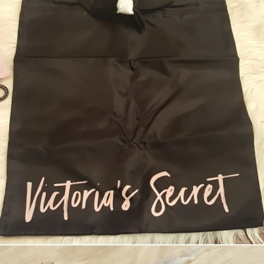 NWT 3 in 1 Beach Bags‎ Victoria Secret